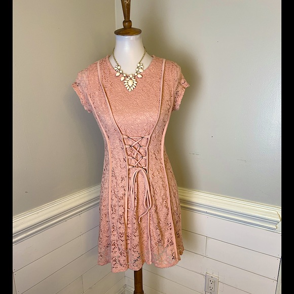Xhilaration Dresses & Skirts - Xhilaration Cute Lace Dress S FREE SHIP FREE SHIP